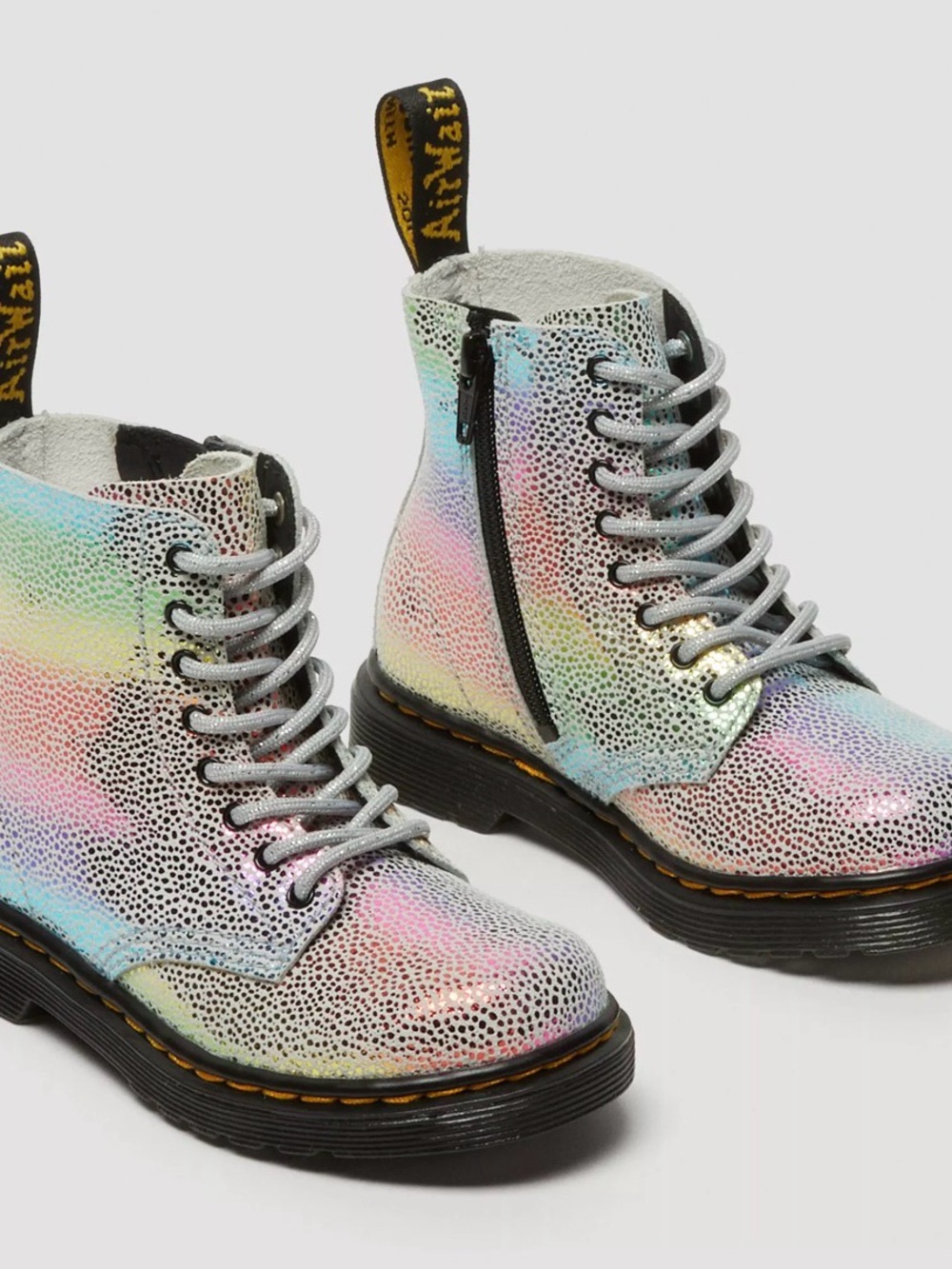 Dr. Martens TODDLER 1460
PASCAL IRIDESCENT LACE UP BOOTS